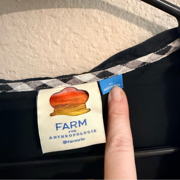 Farm Rio Linen Blend Gingham Embroidered Top - Picture 5 of 6